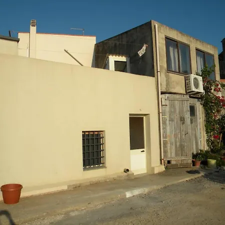Casa Dei Pescatori Sulla Laguna Apartment Cabras